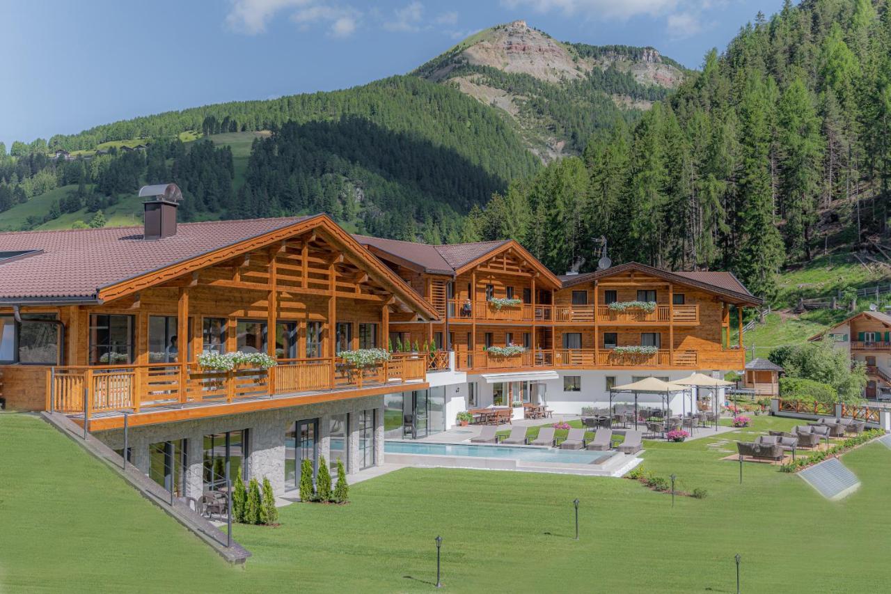 Hotel Rodella Selva di Val Gardena Esterno foto