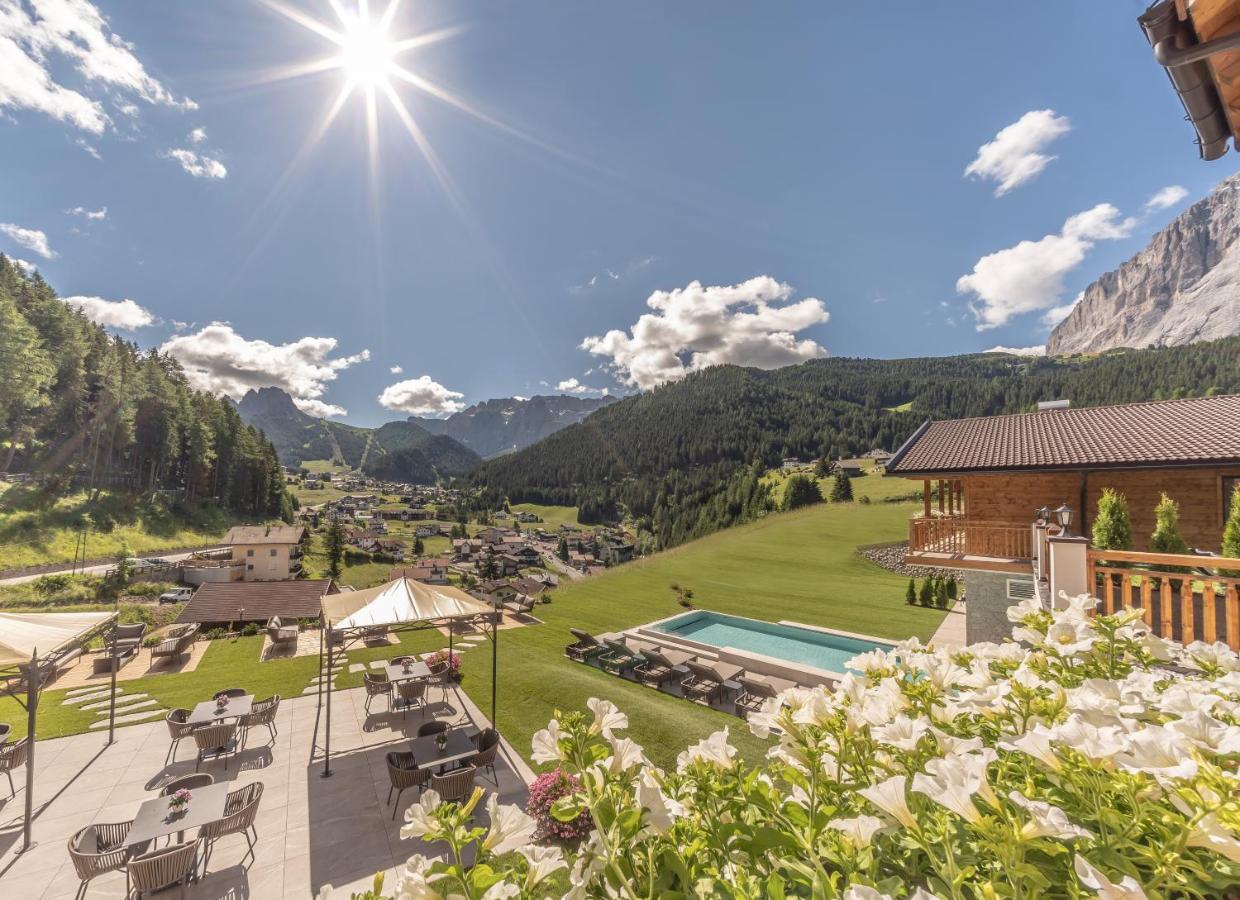 Hotel Rodella Selva di Val Gardena Esterno foto