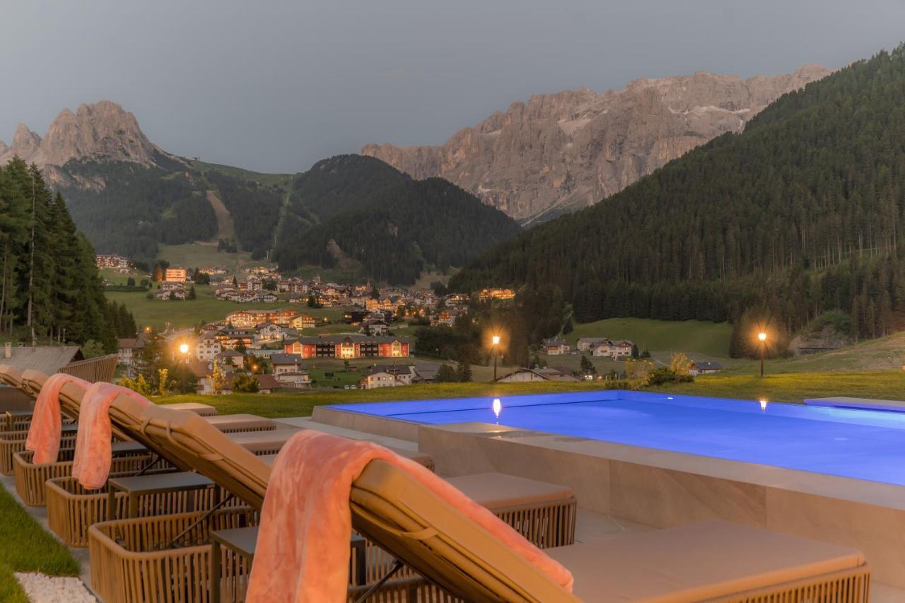 Hotel Rodella Selva di Val Gardena Esterno foto
