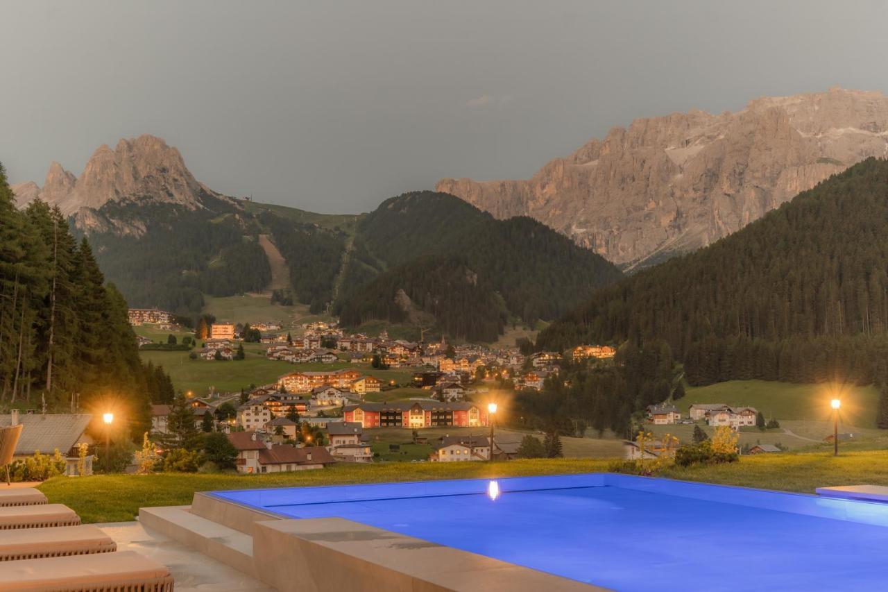 Hotel Rodella Selva di Val Gardena Esterno foto