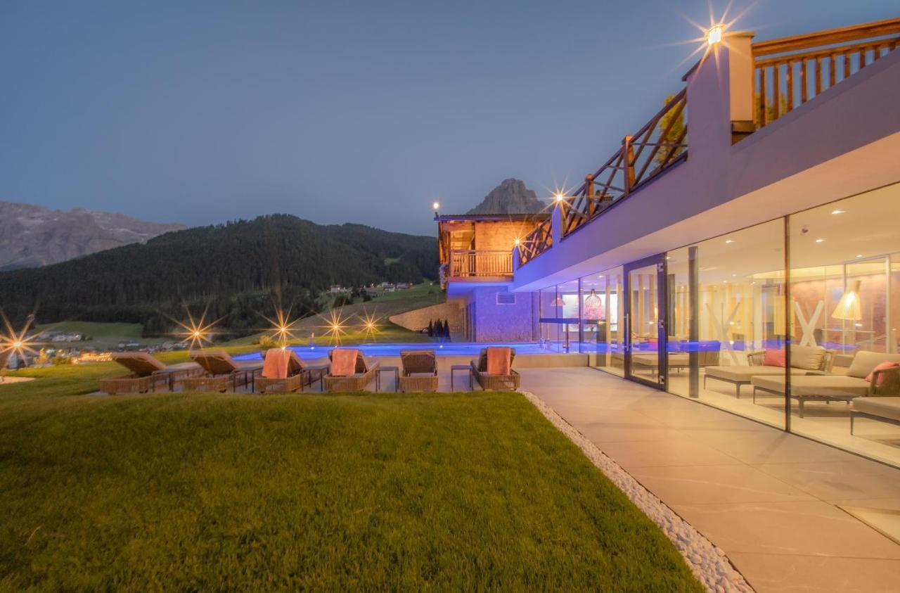 Hotel Rodella Selva di Val Gardena Esterno foto