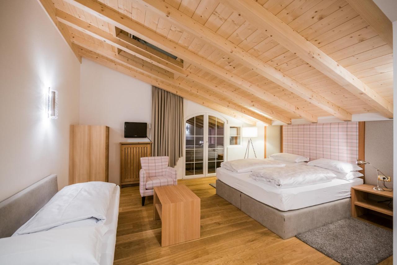 Hotel Rodella Selva di Val Gardena Esterno foto