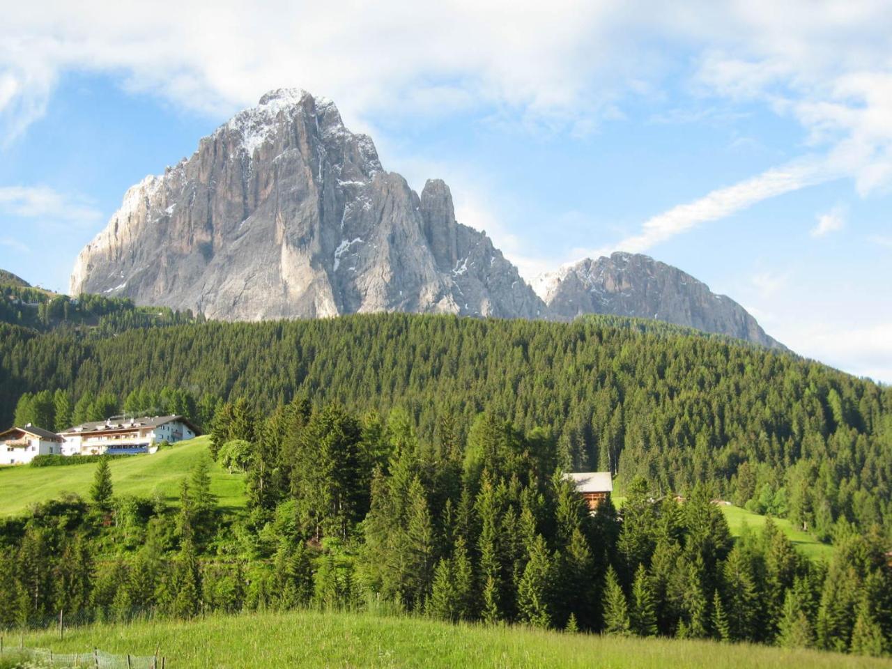 Hotel Rodella Selva di Val Gardena Esterno foto
